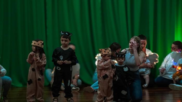 Uma noite cheia de magia na EMEI Pequeno Mundo!